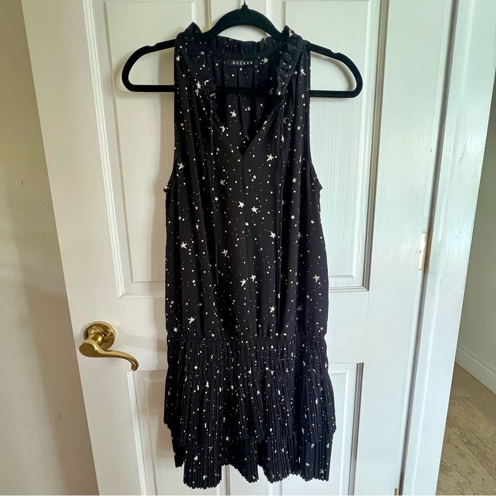 Decker Star Black Dress Size S